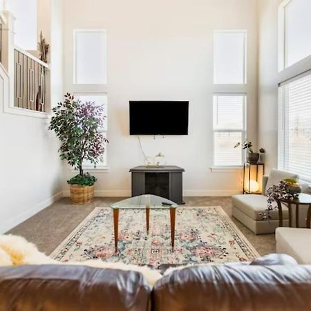 Brand New 3-Beds Stylish Entire House At Lehi Villa Esterno foto